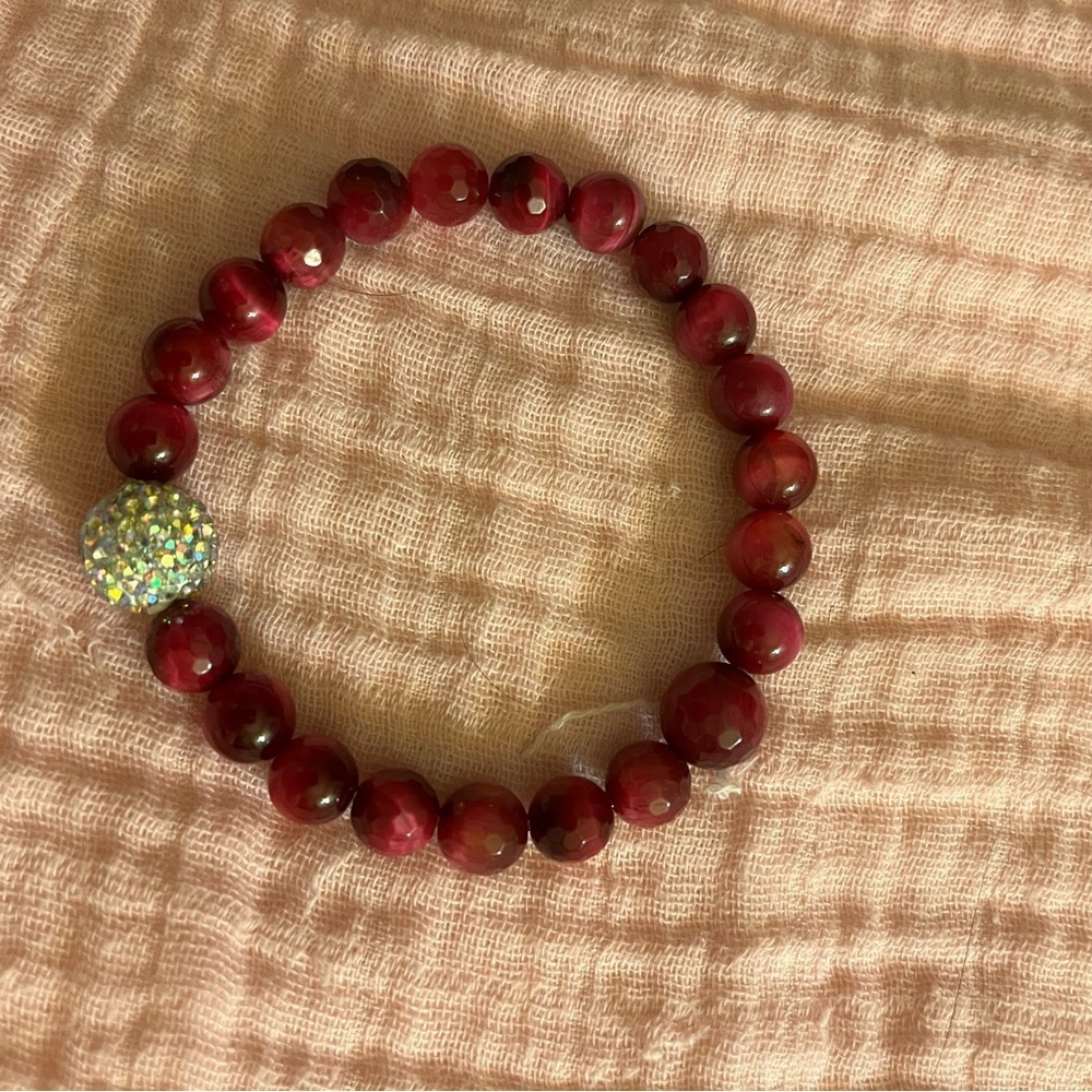 Bracelets - Picture 3 of 9